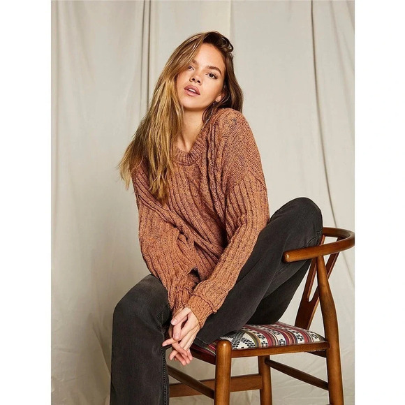 Free People Women's Gummy Flared Leg Mid rise Pull on Stretch Jeans Size 27 - Picture 4 of 11